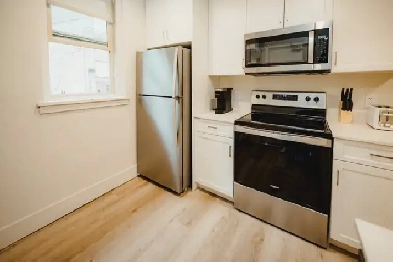 Ready to Move in Furnished Bachelor Suite! Image# 9