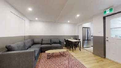Chambres dans appartement rénové - Meublé/Tous compris Image# 1