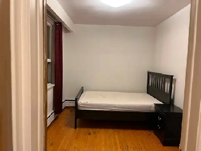 $900 Nice room for rent in Image# 2