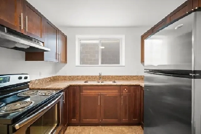 Freshly Renovated Bachelor Suite for Rent! Image# 4