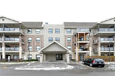 Corner unit 2 bedroom condo, carpet free Image# 10