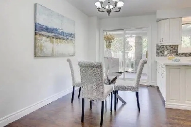 Big and Bright Room for rent near Sheppard West Subway Image# 4