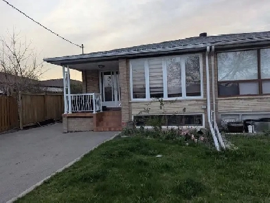 North York (3 bed, 2 bath) Image# 6
