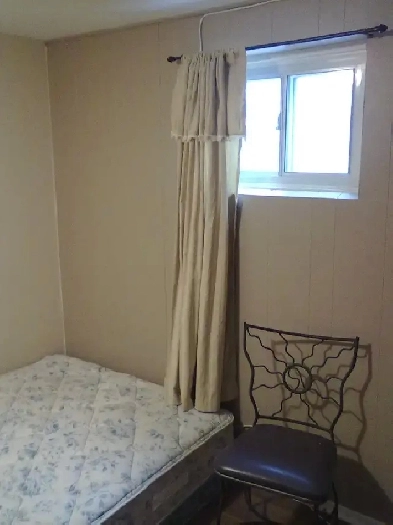 2 Rooms available for 4 people in a Muslim from now or June 1st. Image# 3