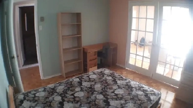 Chambre meublée /dispo 1 juillet-750$-métro Angrignon/Monk,plaza Image# 1