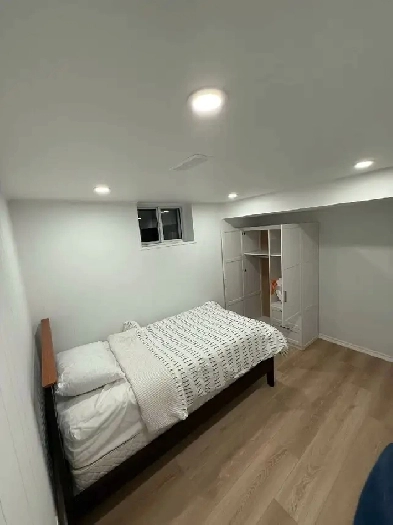 Room for rent in a 3 bedroom basement house Image# 5