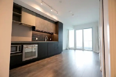 Cozy condo at Vaughan Downtown Image# 1