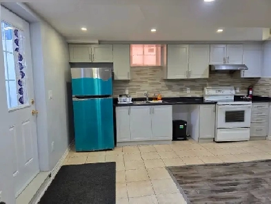 Basement for rent - perfect for 2 people Image# 4