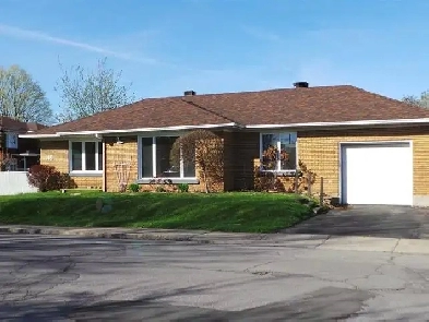 House for Rent at Rue Bissonnette, Salaberry-de-Valleyfield Image# 5
