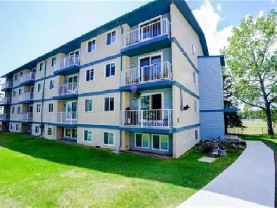 Private room, 10 min walk to Dalhousie LRT Image# 1