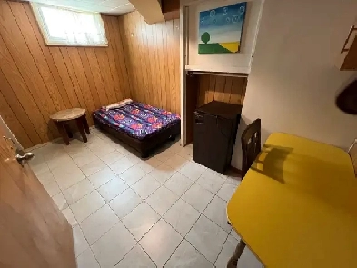 Room for rent $550 including utilities Image# 3