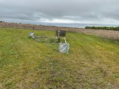 Large full service RV sites available Hardisty Image# 3