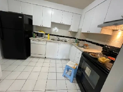 Chinatown center : A room to rent Image# 1