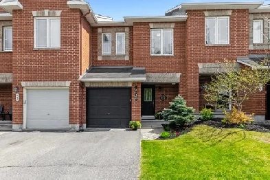 Modern 3-Bed 2.5 Bath Townhome in Kanata | W/Basement, Garage Image# 7