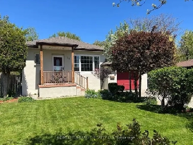 Charming 2 1 Bedroom Detached With Finished Bsmt  In Brampton Image# 4