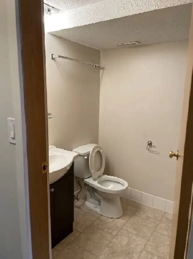 Basement for rent Image# 2