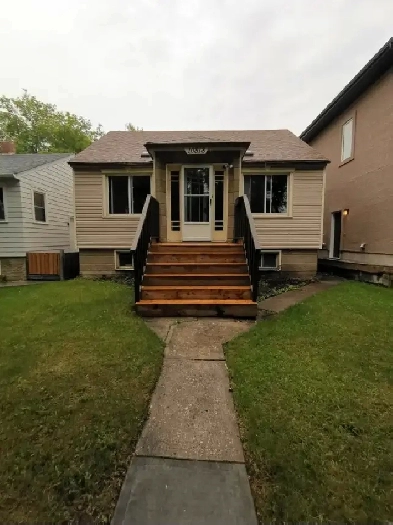 Beautiful Home for Rent – Prime Location! (U of A area) Image# 3