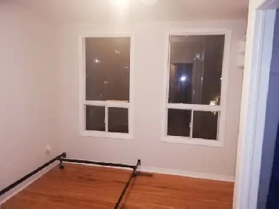 Room available June 1st in downtown Toronto Image# 1