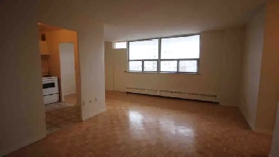 One Month FREE! 3 Bedroom  Apartment Image# 4