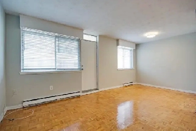 1 Bedroom Apartment for Rent - 89  Isabella Street Image# 15