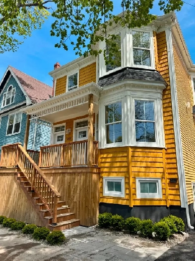 1601 Edward - 3 Bedroom Apartment - September 1 $1350 Each Image# 1