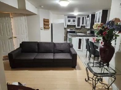2 Bed Furnished Basement for Rent Derry /McLaughlin Mississauga Image# 5