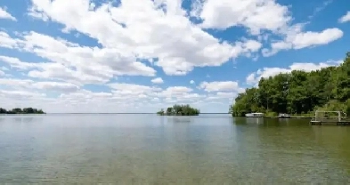 chalet bord de l'eau 31 jours Image# 5