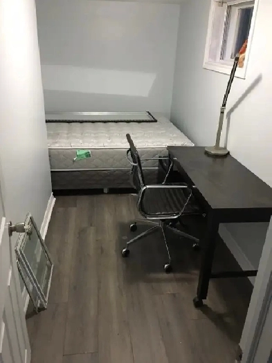 Room for rent warden and Lawrence Image# 2