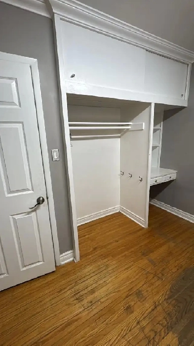 Room for rent on Oxford Street West Image# 4