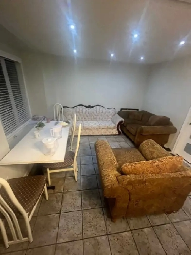 Master Room with Attached Washroom Available- Mississauga Image# 3