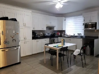 Appartement 51/2 à louer sur Blvd St-Joseph et Pie-IX Image# 4