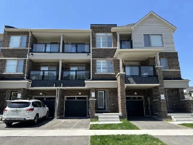 Freehold Townhouse Located In  Highly Sought After North Oshawa. Image# 1