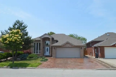 House for sale, Windsor, Ontario Image# 11