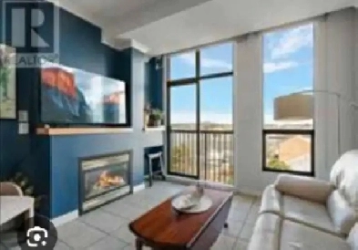 Luxury Living in the Heart of Downtown Victoria! Image# 6