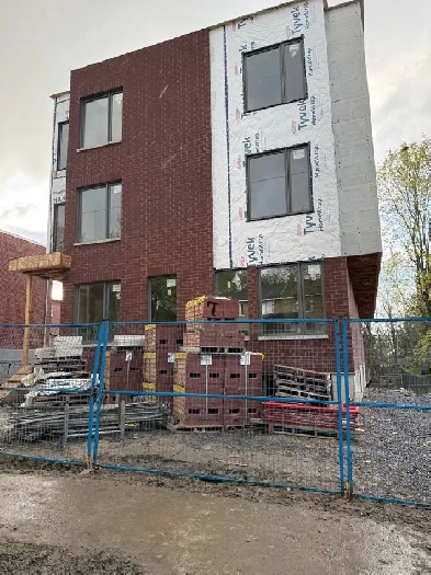 1 & 2 units for rent on Summerville Ave. (Pre-leasing) Image# 1