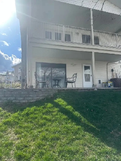 Lakeview walk-out suite in central West Kelowna Image# 8