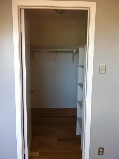 Cond for Rent - Viewmount Woods $1,600 per month available July Image# 2