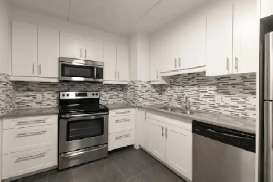 Westmount Estates, ground floor, private outdoor deck - ID 1958 Image# 10
