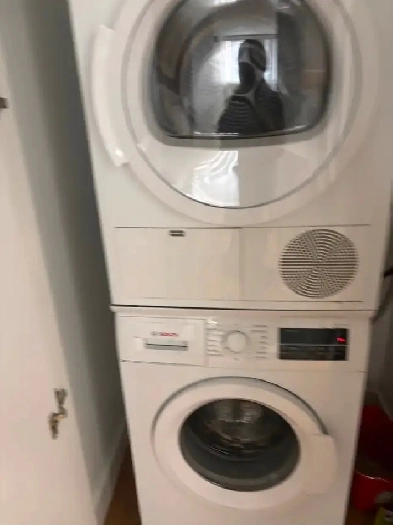 Room for rent Landsdowne & DuPont Image# 1