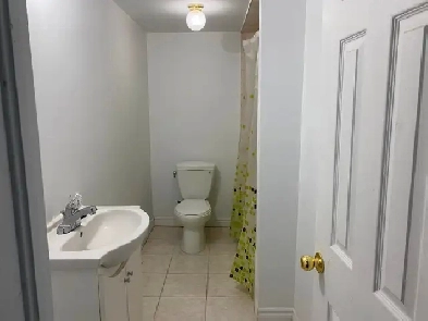 Furnished Room for rent - Gore & Ebenezer - Dashmesh Gurudwara Image# 8