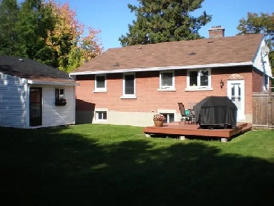 1-bedroom   den lower level unit Cardinal Heights (Gloucester) Image# 6