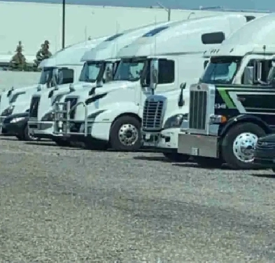 Truck Parking Available 410 Courtneypark Image# 1