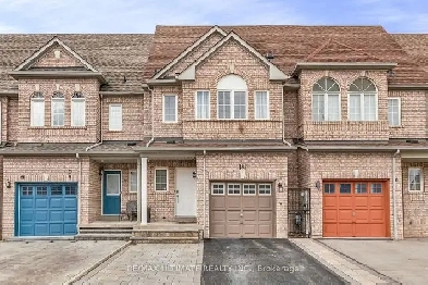 ✨MODERN ELEGANCE 3 1 BDRM TOWNHOME WITH BSMT APARTMENT! Image# 6