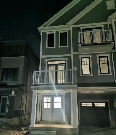 A beautiful town house for rent. Image# 3