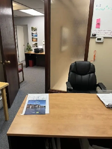 EXECUTIVE OFFICE SPACE FOR LEASE Image# 2