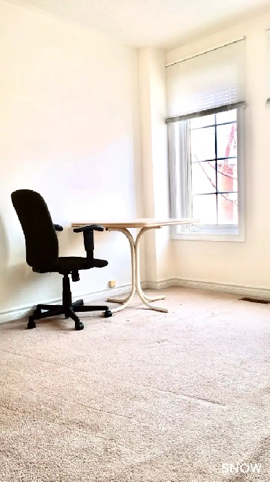 Nice room for rent female Image# 1