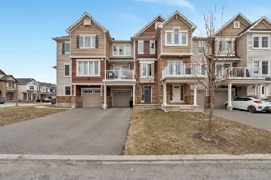 Stylish 3-Storey Townhome in Avalon – Orléans | $519,900 Image# 5