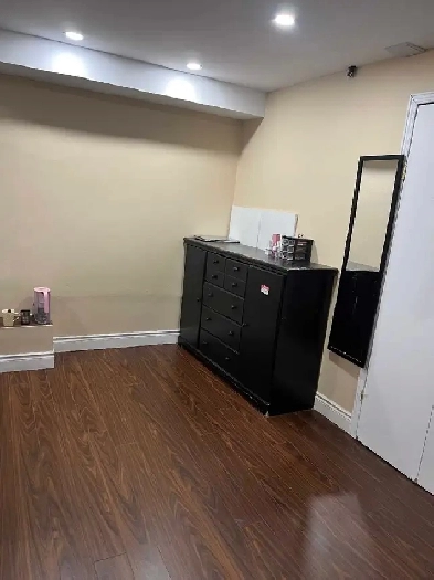 SHARED FEMALE ROOM RENT BRAMPTON Image# 1