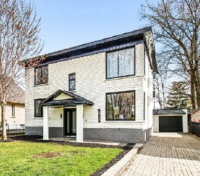 Duplex rénové Laval Ste Rose propriétaire occupant Image# 2