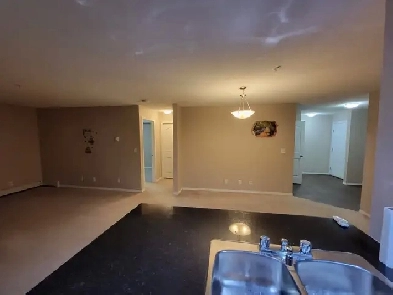 2-bed 2-bath Condo For Rent - June 1 (South side) Image# 1